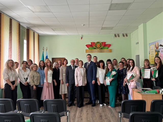Торжественное мероприятие ко Дню работников налоговых органов прошло в ИМНС по Калинковичскому району
