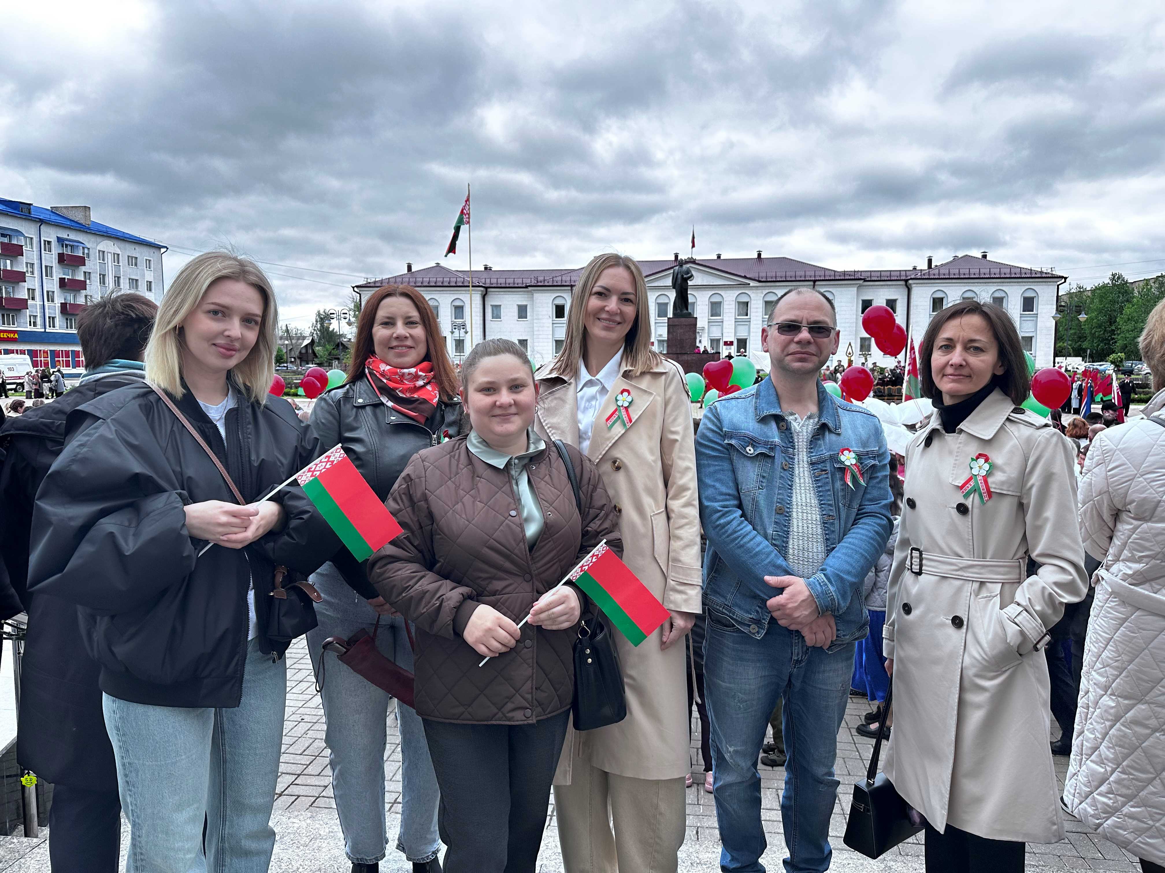 Во славу Победы: сотрудники ИМНС по Осиповичскому району присоединились к празднованию 9 Мая