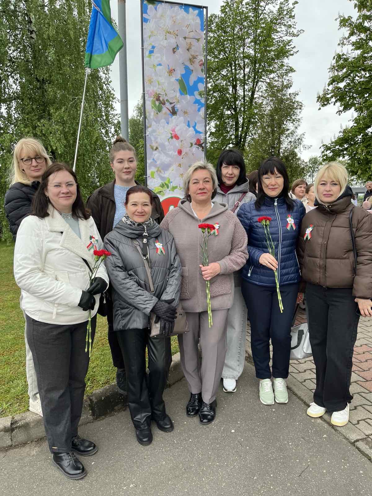 Члены профсоюза ИМНС по Слуцкому району почтили память героев Великой Отечественной войны