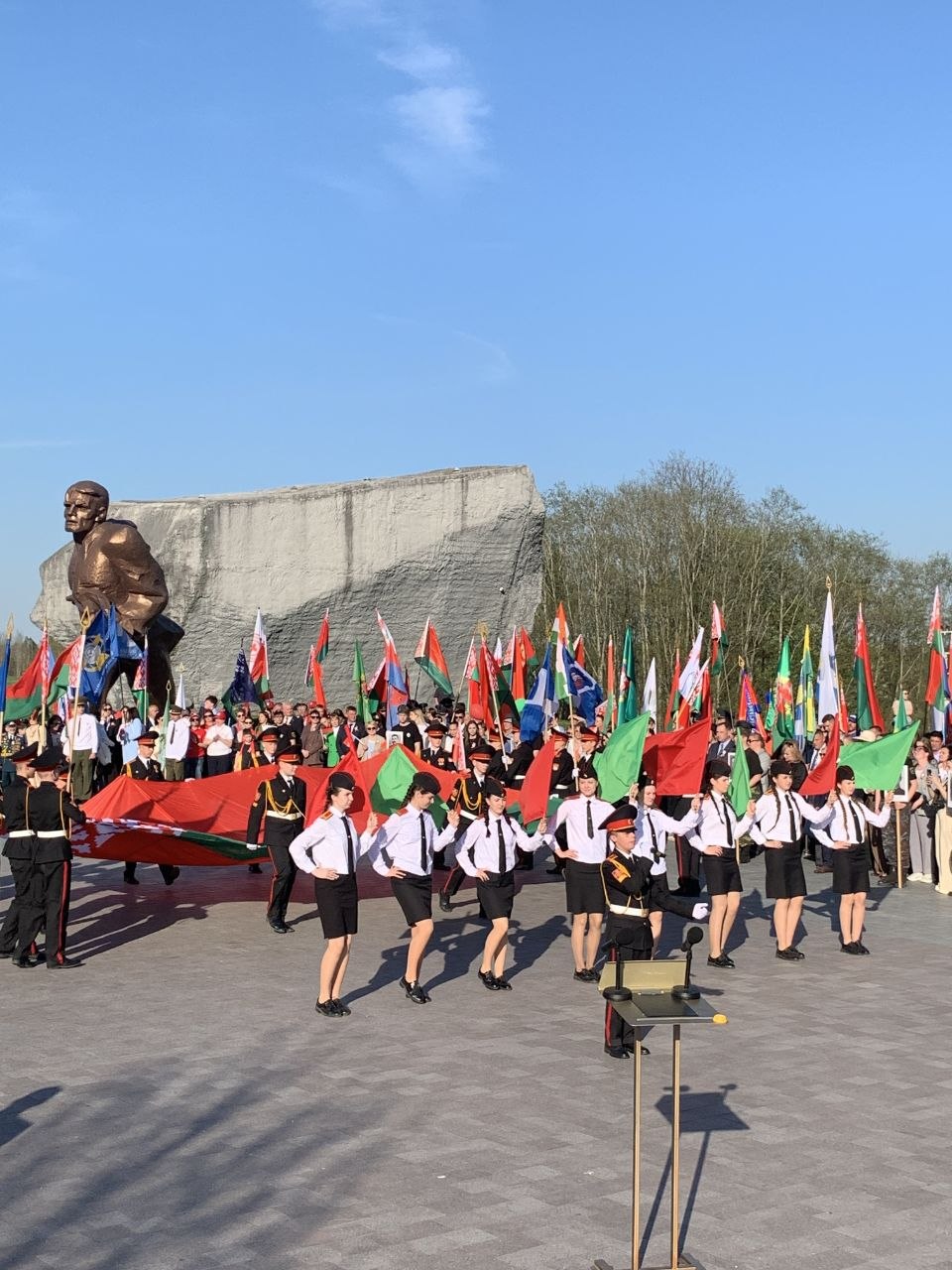 Сотрудники ИМНС по Лепельскому району приняли участие в митинге «Подвигу народа жить в веках»