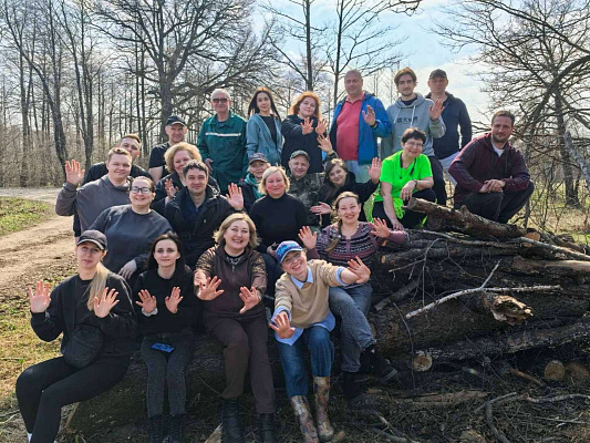 Работники ИМНС по Советскому району г. Гомеля приняли участие в республиканской акции «Лес! Дабро! Парадак!»