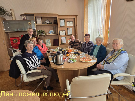 День пожилых людей в Сморгонской инспекции МНС: тепло, душевно, по-семейному
